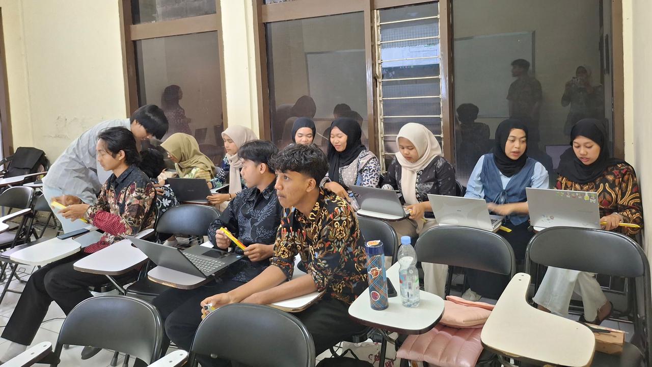 Gambar Ketiga